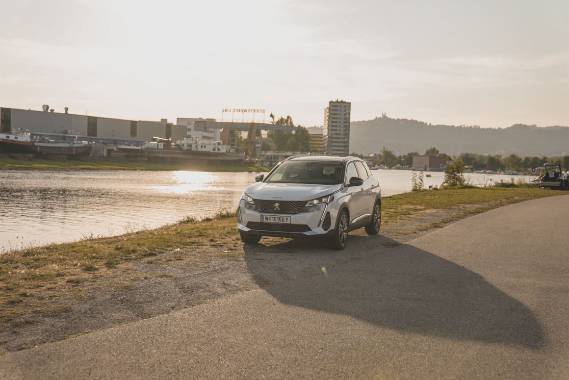 Peugeot 3008 GT Pack Hybrid300 © 2021 fahrfreude.cc
