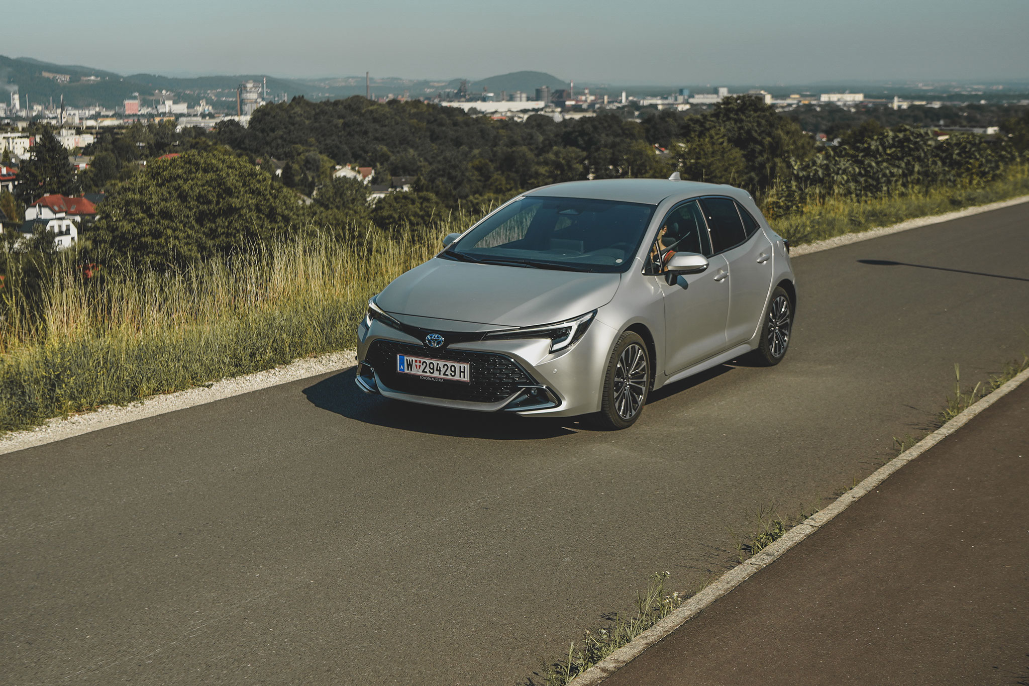 Toyota Corolla TS 1.8 E-CVT Active Drive