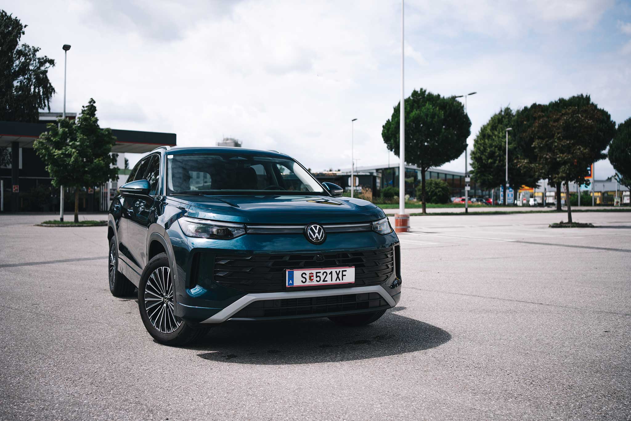 Man sollte meinen, dass die Welt keine neuen SUV´s mehr sehen will.